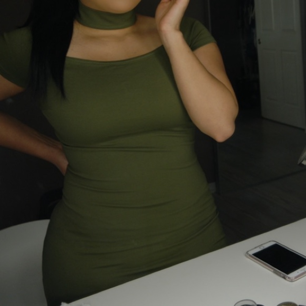 Guess chocker dress